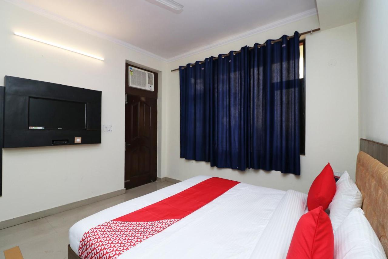 Oyo Flagship 28755 Hotel 9 Palm Rājpur Exteriér fotografie