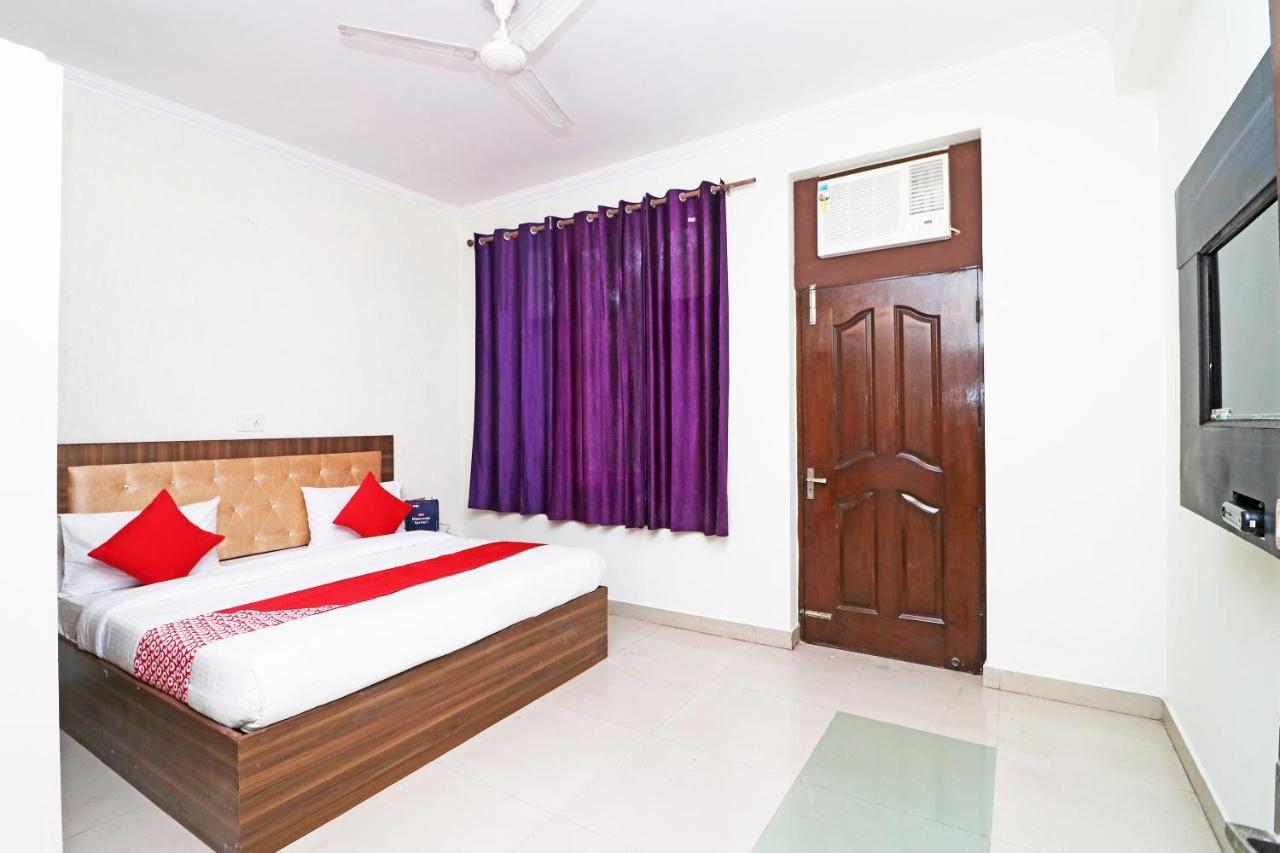 Oyo Flagship 28755 Hotel 9 Palm Rājpur Exteriér fotografie